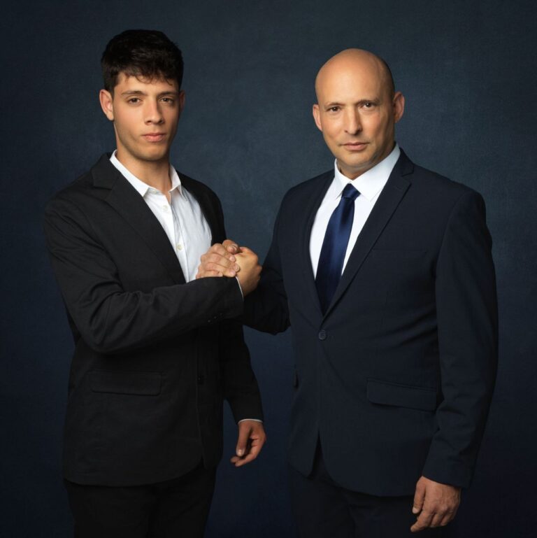 שלו ובנט (צילום: קמפיין בנט 2026)