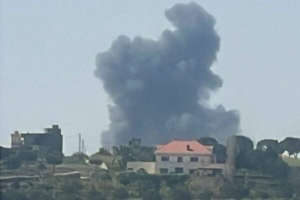 עשן עולה בכפרי דרום לבנון לאחר הפצצות צה"ל (צילום: רשתות חברתיות לפי סעיף 27א')