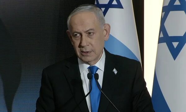 ראש הממשלה בנימין נתניהו בטקס האזכרה הממלכתי בהר הרצל, יום הזיכרון תשפ"ו (צילום: משרד הביטחון