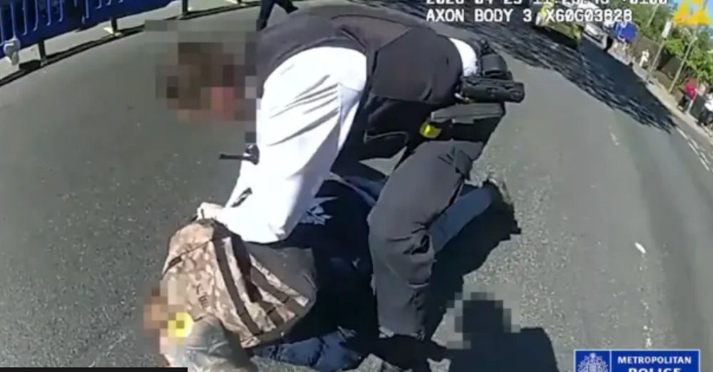 ההשתלטות על הדוקר בלונדון (צילום: משטרת המטרופולין)