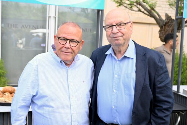 אליעזר בלו וארנון בר-דוד בועידת איגוד עובדי המזון הפרמצבטיקה וההסעדה. (צילום: קובי קואנקס)