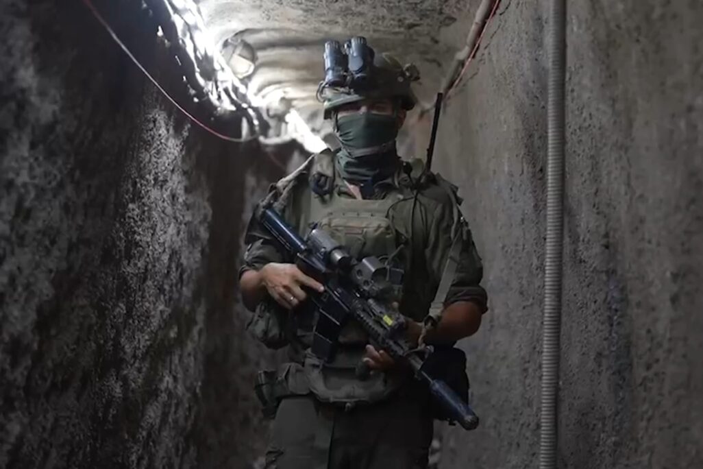 מפקד ס'1, אחת היחידות שפעלו במנהרת הענק בכפר קנטרה שבדרום לבנון.(צילום: דובר צה"ל) מפקד ס'1, אחת היחידות שפעלו במנהרת הענק בכפר קנטרה שבדרום לבנון.(צילום: דובר צה"ל)