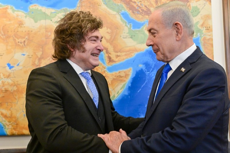 ראש הממשלה בנימין נתניהו עם נשיא ארגנטינה חאווייר מיליי בביקורו בישראל (צילום: קובי גדעון, לע"מ) ראש הממשלה בנימין נתניהו עם נשיא ארגנטינה חאווייר מיליי בביקורו בישראל (צילום: קובי גדעון, לע"מ)