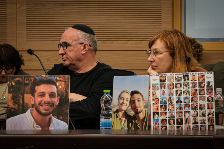 גוסק וכהן בדיון ועדת החוקה בכנסת על חקירת 7 באוקטובר. "אפשר ששופט יעמוד בראש הוועדה, אבל כזה שרחוק מהאירועים" (צילום: דוד טברסקי)