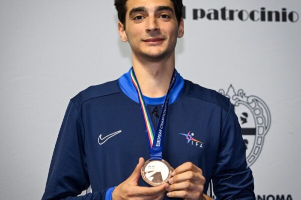 הסייף יהונתן מסיקה (צילום: team Bizzi)
