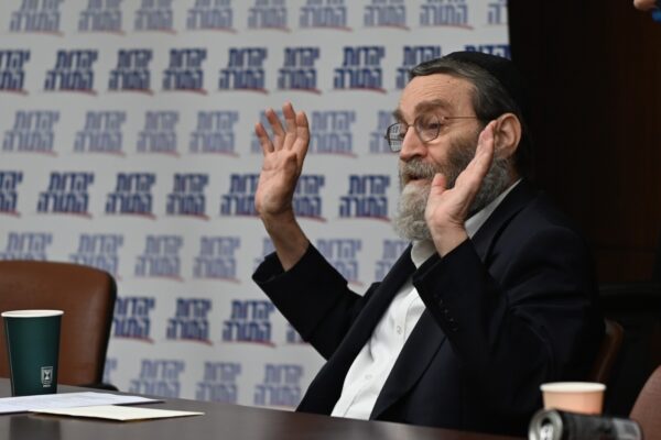 משה גפני (צילום: אור גואטה)