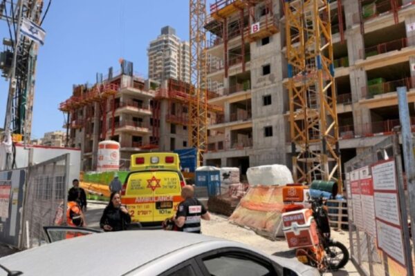 אתר בנייה בדרך בית לחם בירושלים שבו נהרג עובד זר (צילום: איחוד הצלה)
