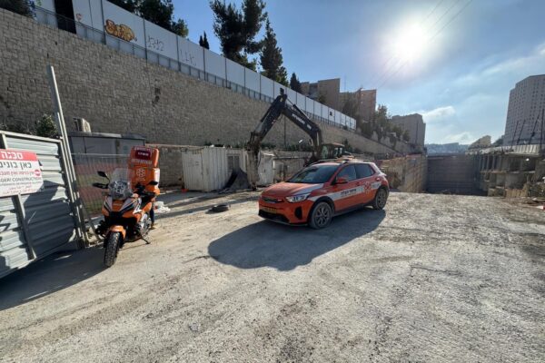 זירת תאונת העבודה הקטלנית בירושלים (צילום: איחוד הצלה)