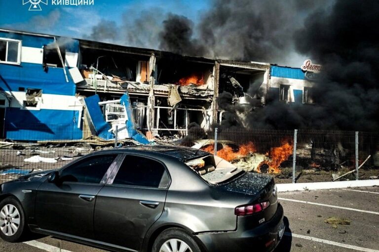 מפעל מזון באזור קייב שנפגע מכטב"ם רוסי, 5 ביוני 2026 (צילום: רויטרס)