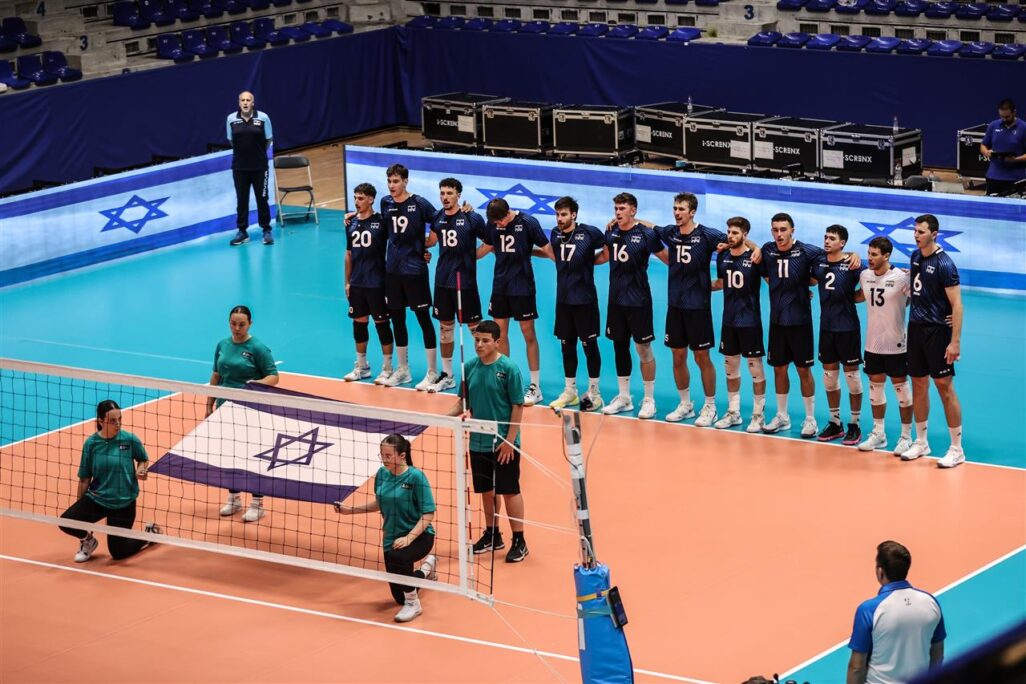 נבחרת ישראל בכדורעף (צילום:התאחדות כדורעף האירופאית) נבחרת ישראל בכדורעף (צילום: התאחדות כדורעף האירופאית)