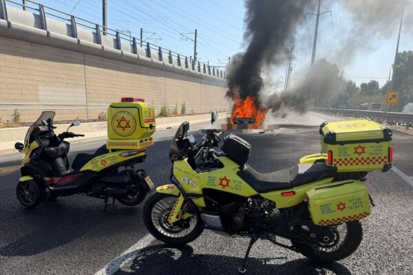 בת 35 שאינה מוכרת למשטרה נהרגה בפיצוץ רכב באיילון - המשטרה פתחה בחקירה