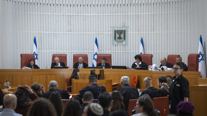 שופטי בית המשפט העליון (צילום ארכיון: חיים גולדברג/ פלאש 90)