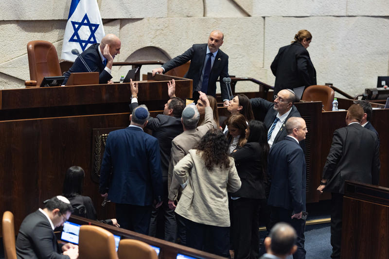 Members of the Knesset react during the State Comptroller elections at the plenum of the Knesset, in Jerusalem, June 3, 2026. Photo by Oren Ben Hakoon/Flash90 *** Local Caption *** בחירה
בחירות
הכנסת
ירושלים
ישראל
כנסת
מבקר המדינה
מליאה
פוליטיקה
הצבעה
ממשלה