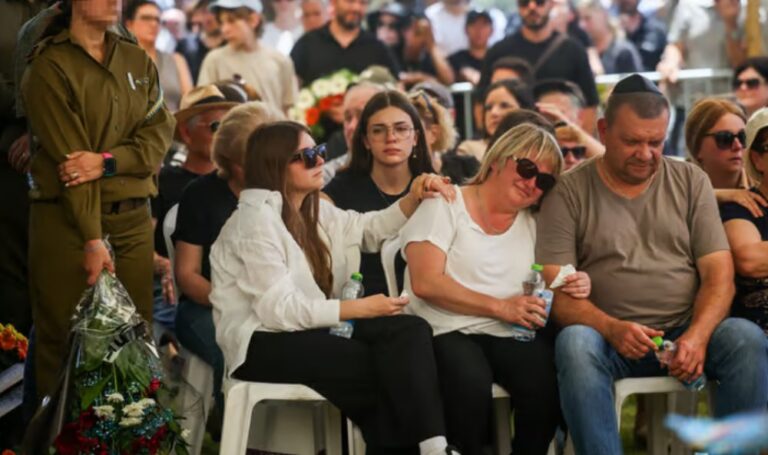 הלוויית רס"ר אלכסנדר פילין ז"ל (צילום: REUTERS/Shir Torem)