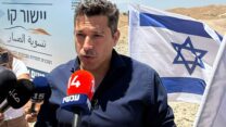 השר עמיחי שיקלי בסיור לעיתונאים (צילום: הרשות לפיתוח והתיישבות הבדואים בנגב)
