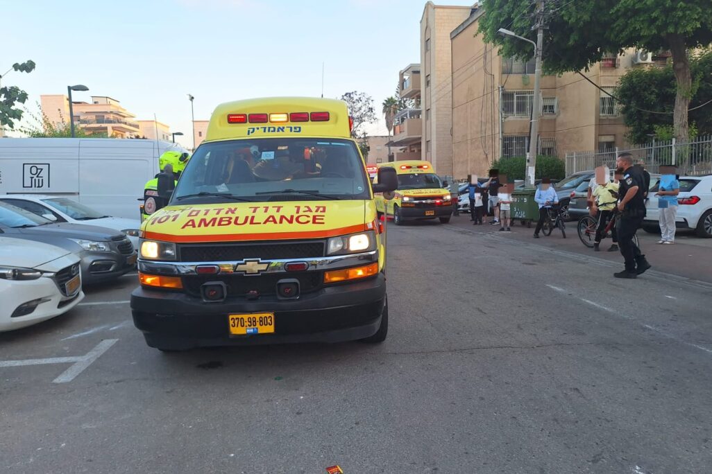 זירת התאונה בקריית אתא (צילום: תיעוד מבצעי מד"א) זירת התאונה בקריית אתא (צילום: תיעוד מבצעי מד"א)