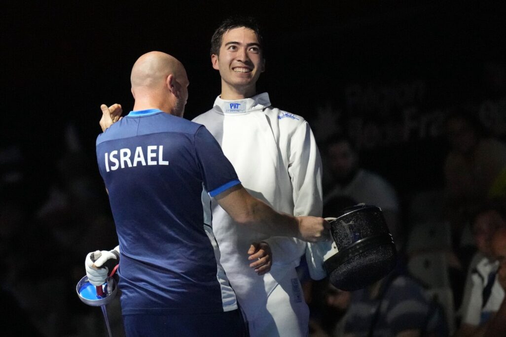 סייף הדקר אלון שריד (צילום: team bizzi) סייף הדקר אלון שריד (צילום: team bizzi)