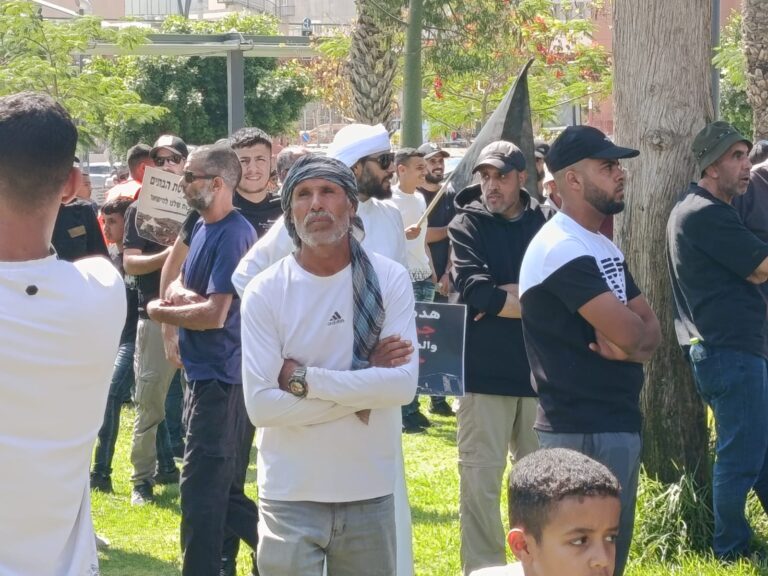 הפגנה של בדואים בבאר שבע במחאה על הריסת בתיהם (צילום: יניב שרון)