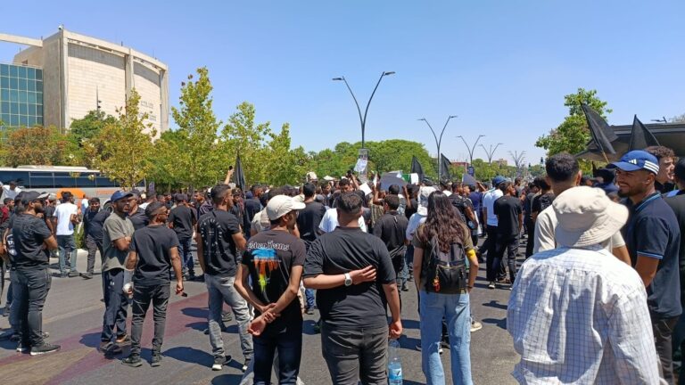הפגנה של בדואים בבאר שבע במחאה על הריסת בתיהם (צילום: יניב שרון)
