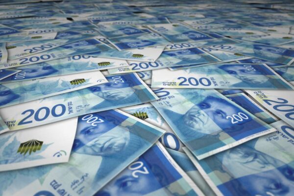 שטרות 200 ש"ח (אילוסטרציה: shutterstock)
