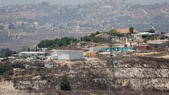 הממשלה הורתה על הרחבת הפעילות בשומרון; צה"ל נערך למבצע בשכם