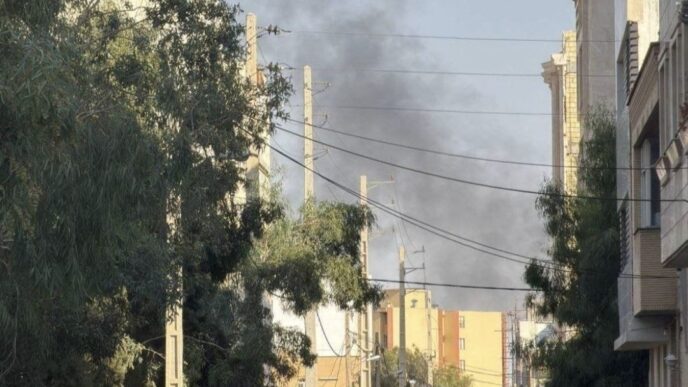 צבא ארה"ב תקף מתקנים של משמרות המפכה; איראן ירתה לבחריין ולכווית