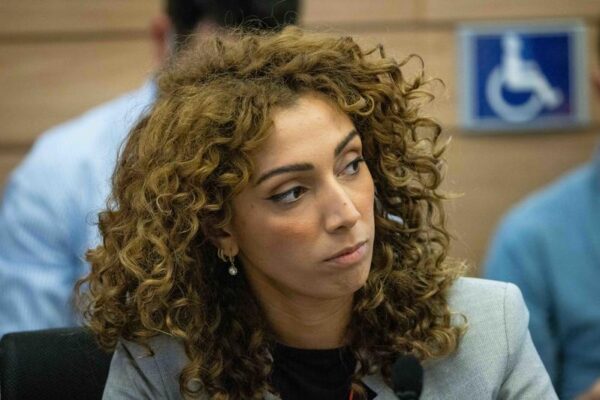 מעיין פרתי (צילום: יונתן זינדל/פלאש90) מעיין פרתי (צילום: יונתן זינדל/פלאש90)