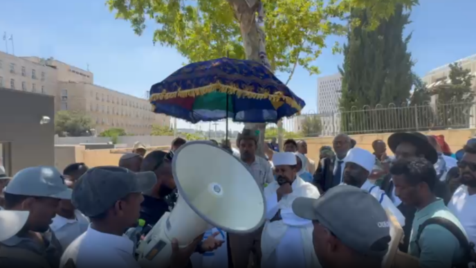 "די לפיצול המשפחות": מאות יוצאי אתיופיה הפגינו בירושלים בדרישה להעלות את קרוביהם