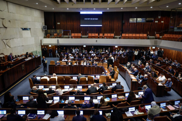 מליאת הכנסת בהצבעה על חוק יסוד לימוד תורה (צילום: נועם מושקוביץ/דוברות הכנסת)