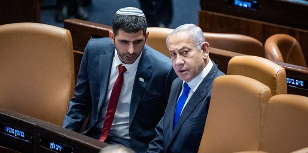 ראש הממשלה בנימין נתניהו ושר התקשורת שלמה קרעי (צילום: יונתן זינדל, פלאש 90)