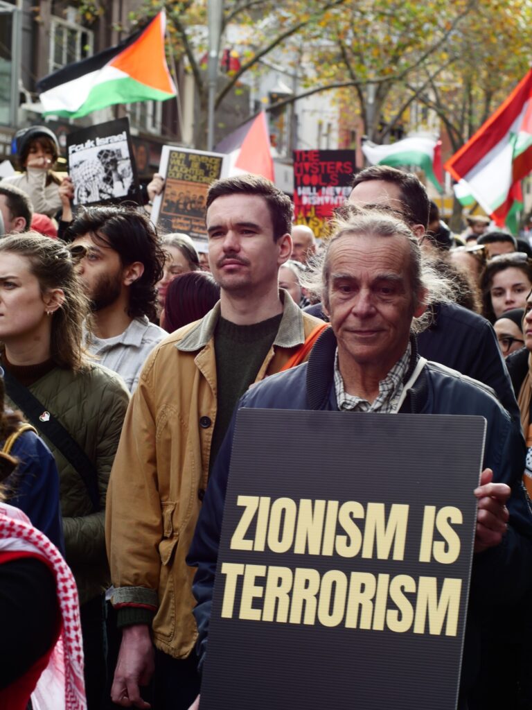 מלבורן, ויקטוריה, אוסטרליה – 2 ביוני 2024, הפגנות פרו-פלסטיניות (צילום: Shutterstock)