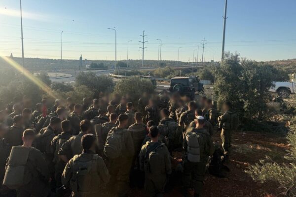 כוחות צה"ל ליד הכפר קוסרה (צילום: דובר צה"ל)
