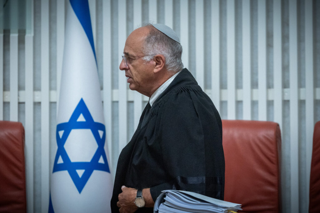 יו"ר ועדת הבחירות והמשנה לנשיא העליון נעם סולברג (צילום: יונתן זינדל/ פלאש 90) יו"ר ועדת הבחירות והמשנה לנשיא העליון נעם סולברג (צילום: יונתן זינדל/ פלאש 90)