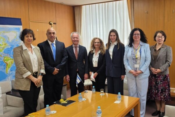 משלחת משרד החקלאות ליפן (צילום: משרד החקלאות וביטחון המזון)