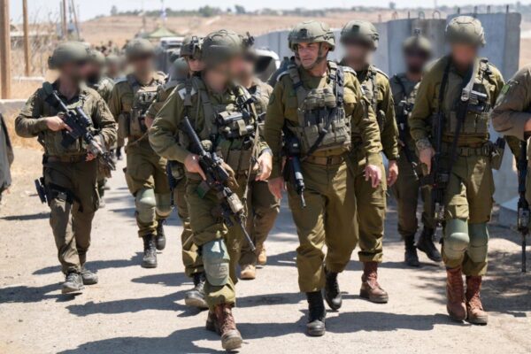 הרמטכ"ל אייל זמיר בסיור בדרום סוריה (צילום: דובר צה"ל)