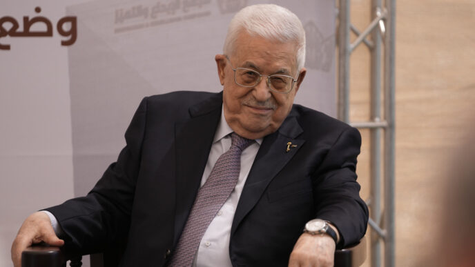 רויטרס: הרשות הפלסטינית דחתה את הבחירות בכמה חודשים
