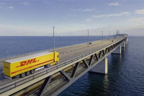 משאית של DHL (צילום: AP)