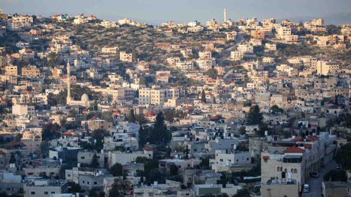 "זה חומר נפץ שהולך ונצבר": המשבר הכלכלי שמאיים על היציבות בגדה