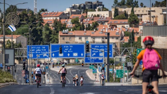 כ-3,000 אנשים טופלו על ידי צוותי מד"א ביום כיפור: 368 חשו ברע עקב הצום