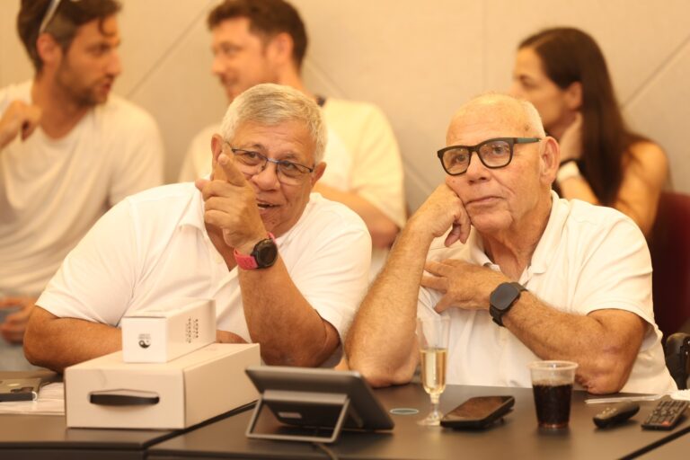 מוץ מטלון (מימין) וניסים סספורטס (צילום: הוועד האולימפי הישראלי)