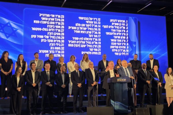 אביגדור ליברמן בהשקת רשימת ישראל ביתנו בגני התערוכה (צילום: אור גואטה)