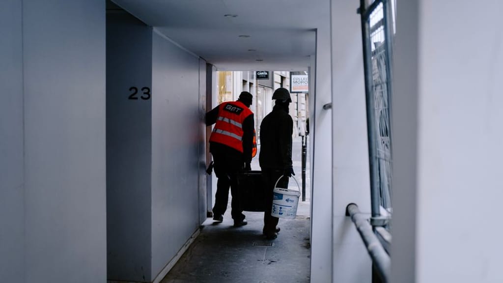 building maintenance (קרדיט: Mathias Reding באתר PEXELS) building maintenance (קרדיט: Mathias Reding באתר PEXELS)