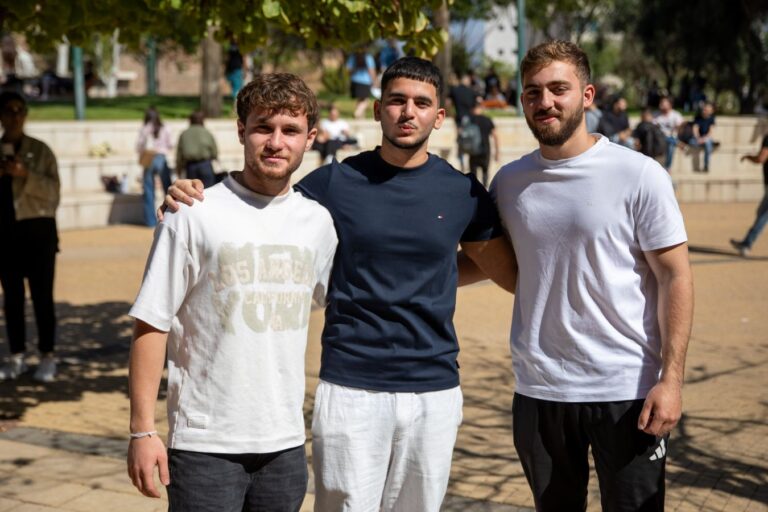 סטודנטים בפתיחת שנת הלימודים באוניברסיטת תל חי (צילום: תל-חי אוניברסיטת קריית שמונה בגליל)