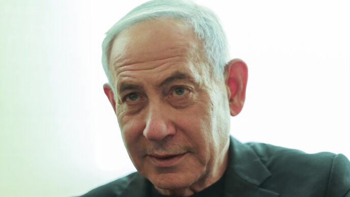 מטוס החילוץ הראשון המריא מדובאי לישראל; נתניהו: טייס המשנה עבר "הקצנה אסלאמיסטית"
