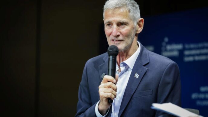 יאיר גולן: חיסול חמינאי האב לא שירת את האינטרסים של ישראל