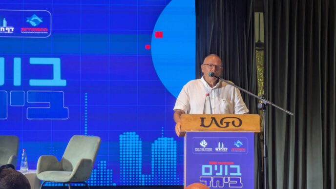 יו"ר ההסתדרות: 40 אלף עובדים חסרים בענף הבנייה, לא צופה חזרת פלסטינים